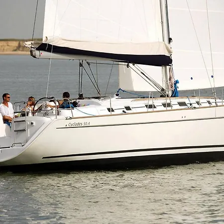Botel Barca A Vela Delfina *