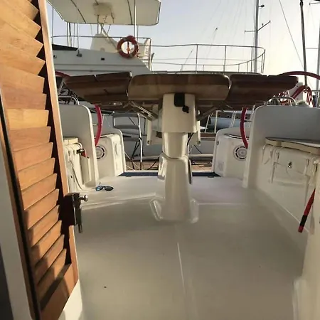 Barca A Vela Delfina *