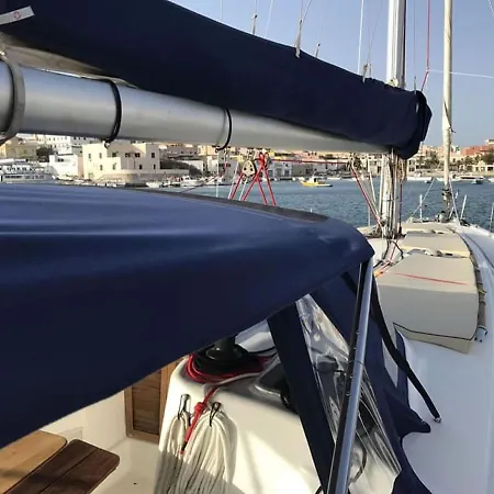 Barca A Vela Delfina
